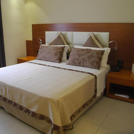 Hotel Agora Sure Hotel Collection By Best Western Lago Patria Exterior foto