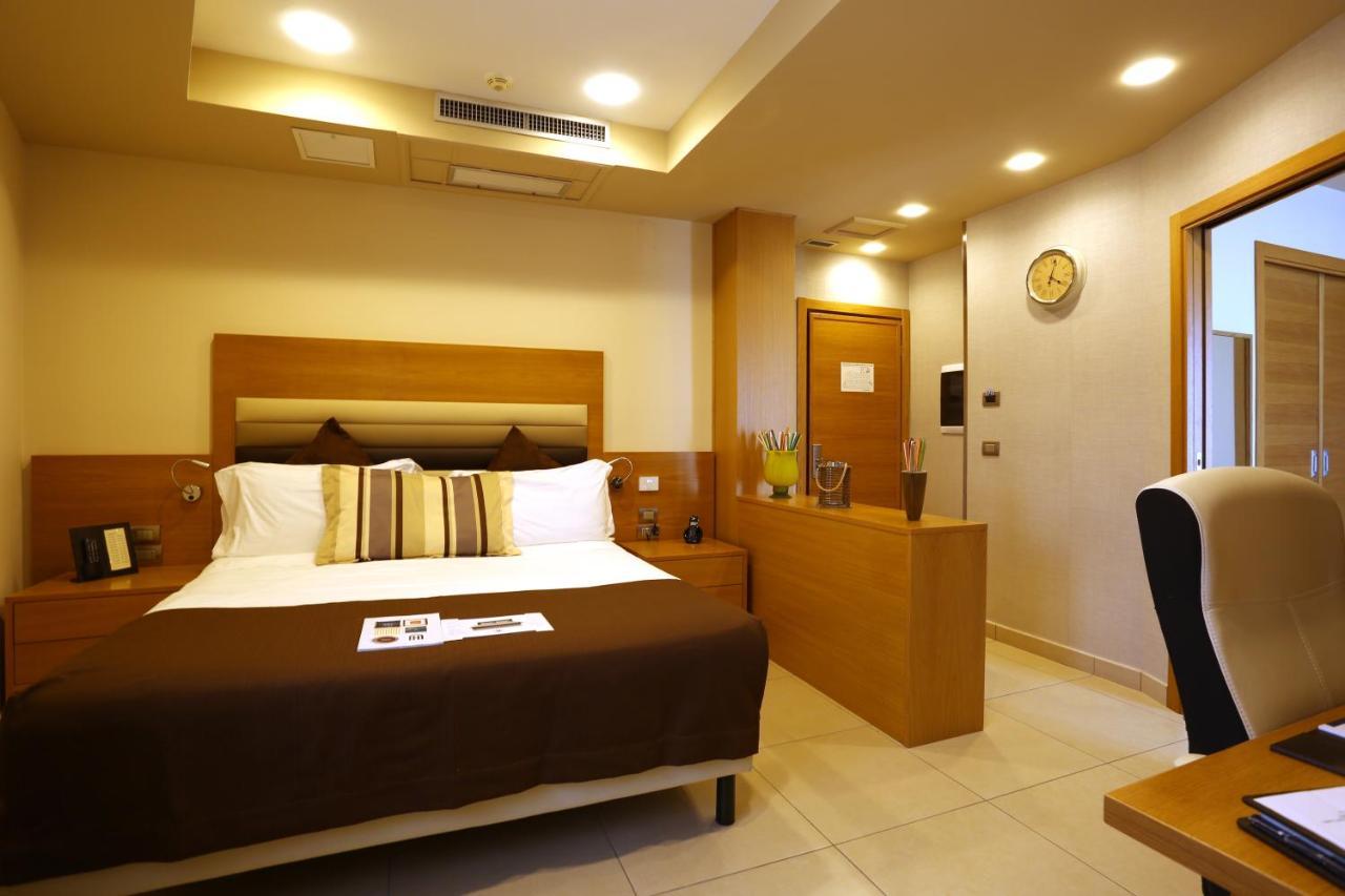 Hotel Agora Sure Hotel Collection By Best Western Lago Patria Exterior foto